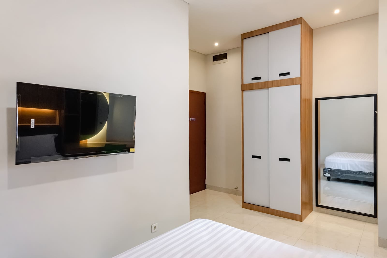 Inn-House-Simpang-Lima-DR-4