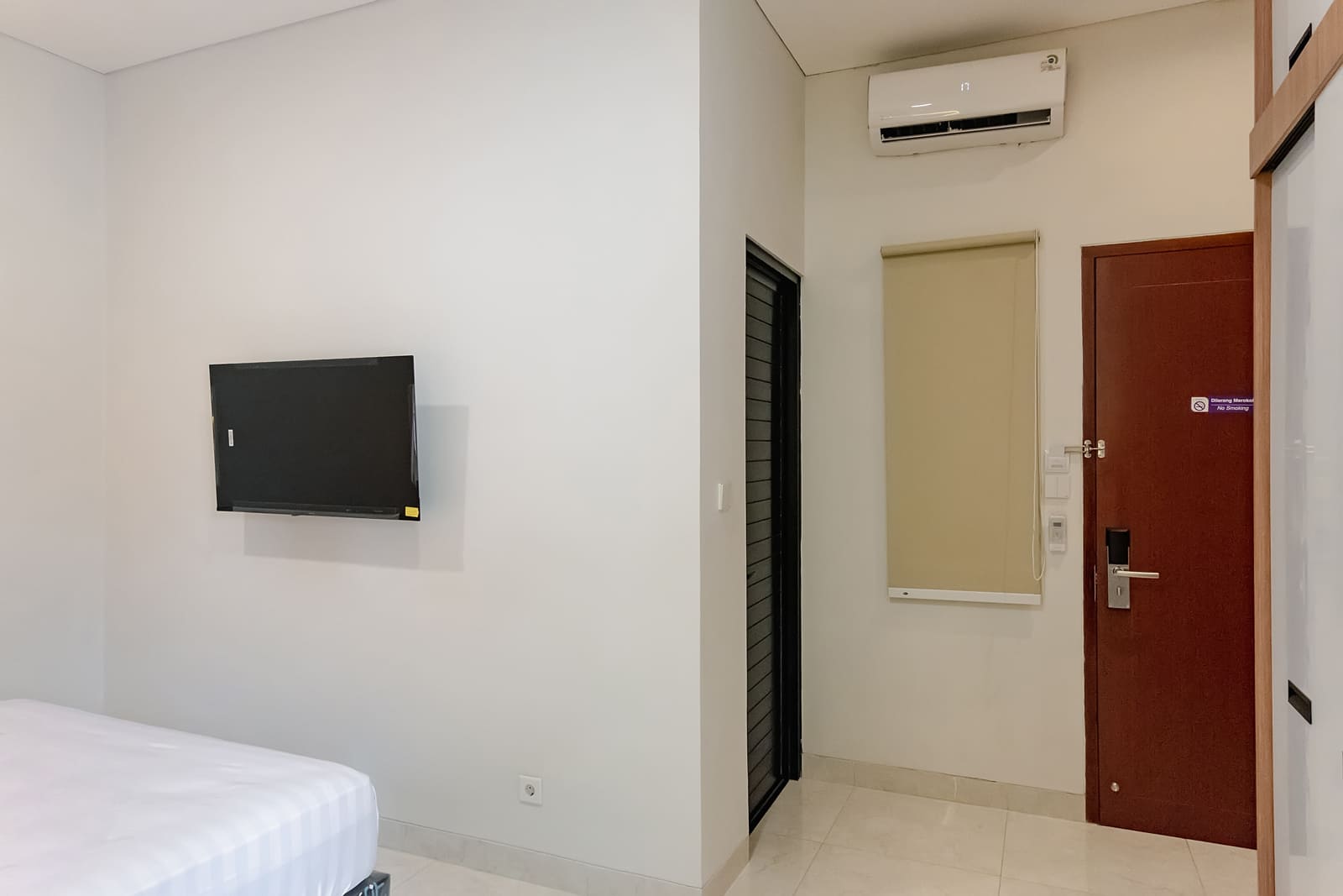 Inn-House-Simpang-Lima-DR-8