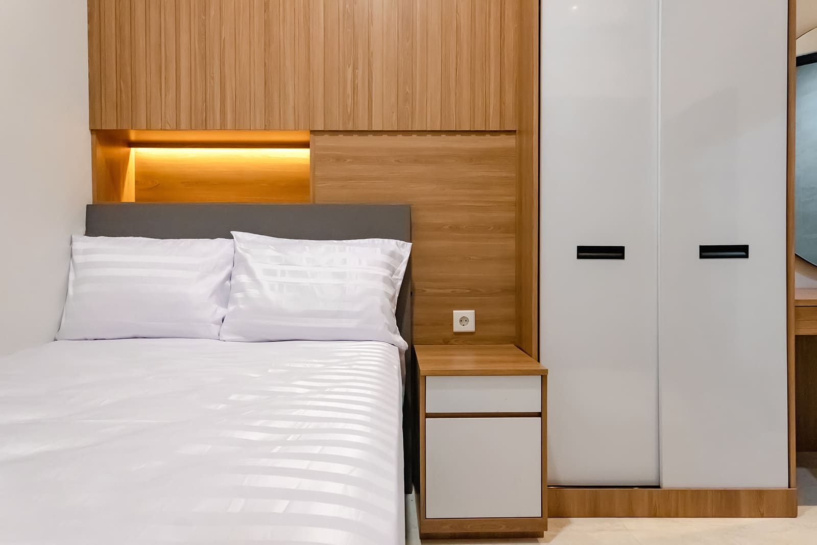 Inn-House-Simpang-Lima-SR-5