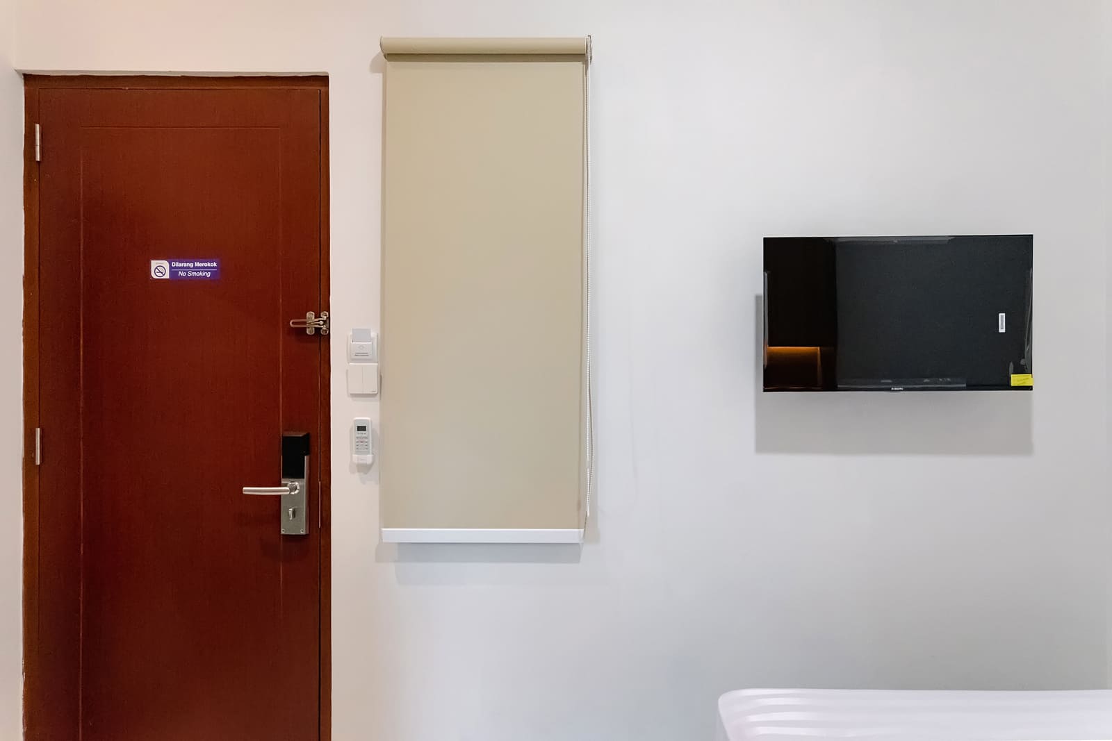 Inn-House-Simpang-Lima-SR-8