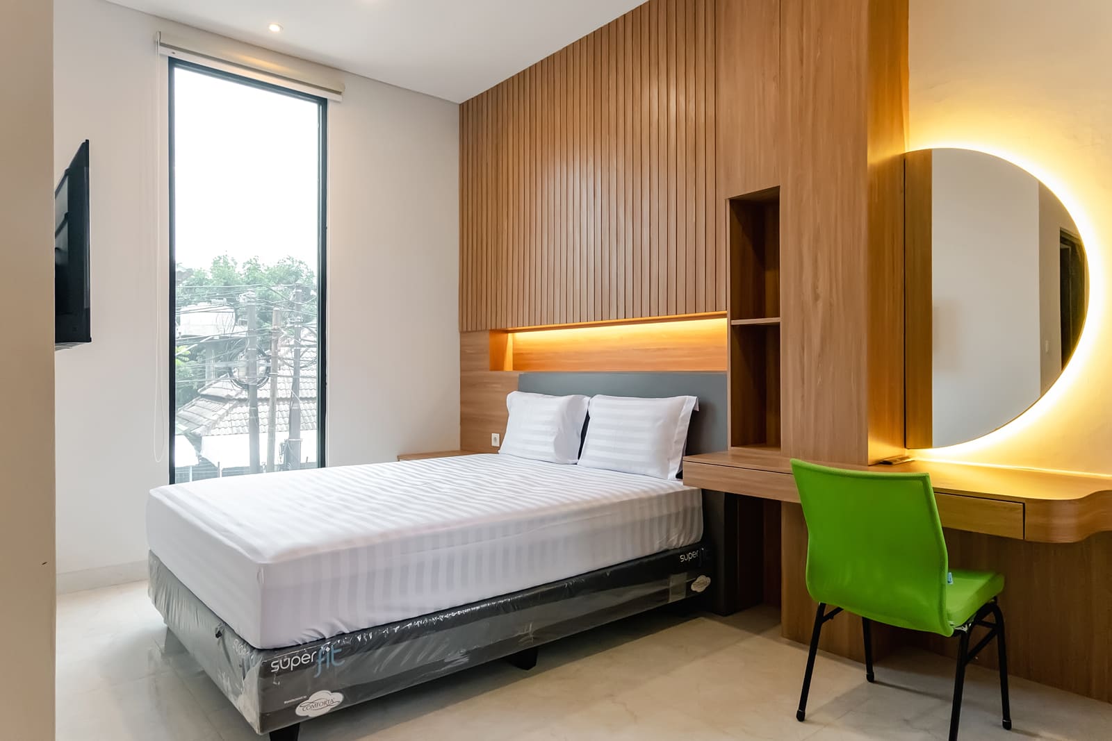 Inn-House-Simpang-Lima-VIP-1