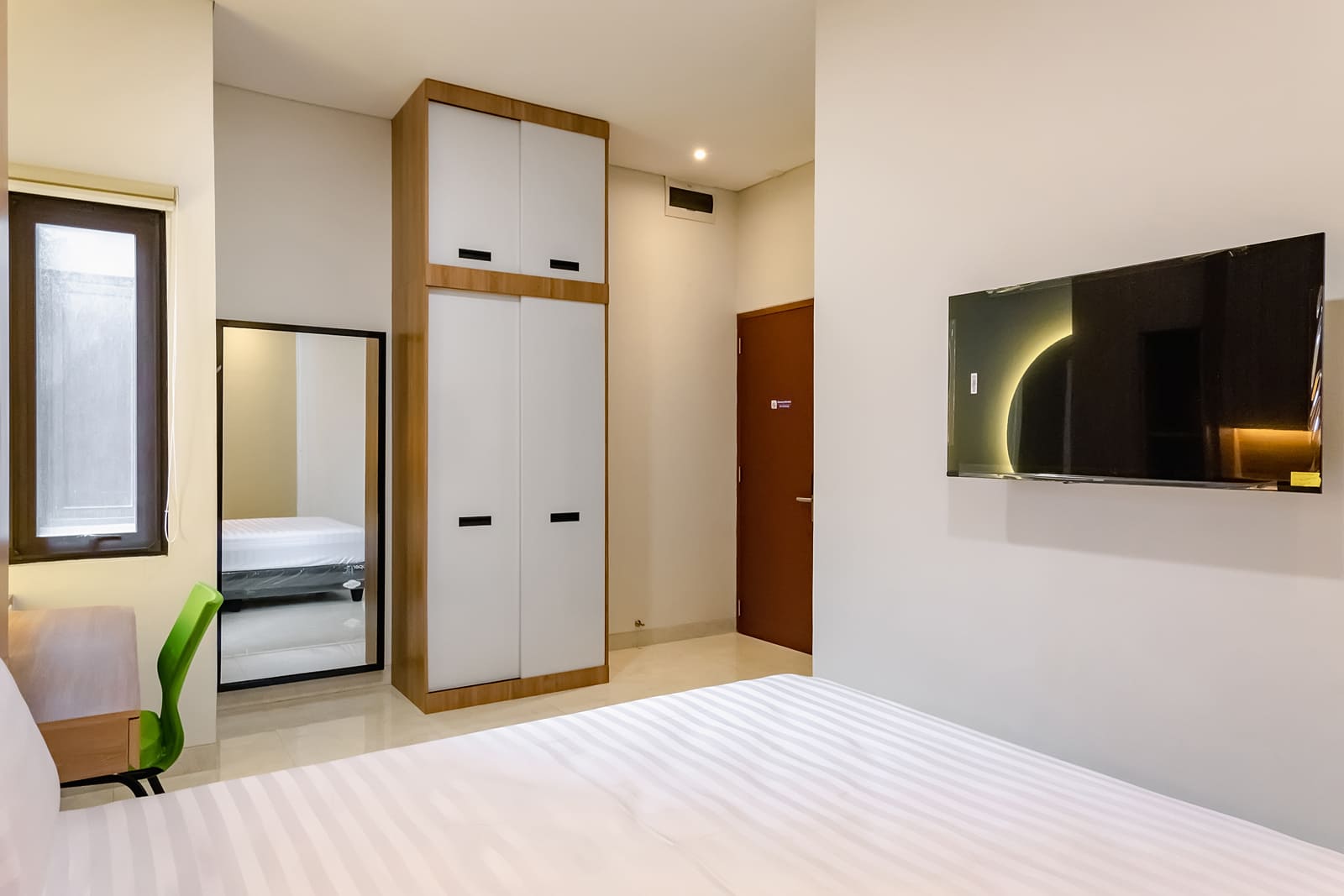 Inn-House-Simpang-Lima-VIP-3